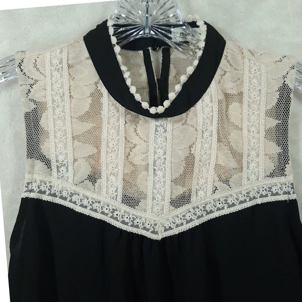 Monteau Black Cream White Lace Whimsygoth Victorian Sleeveless Button Women M - Picture 2 of 7